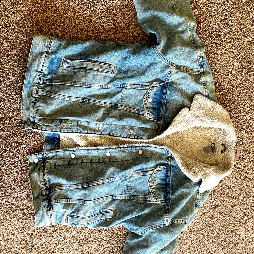 H&M Divided Sherpa Denim Jacket Large